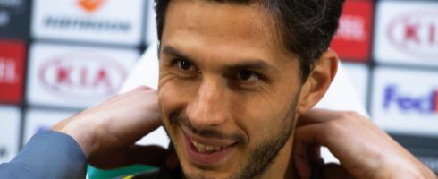 Ranocchia-2011-Inter-presser-smiles