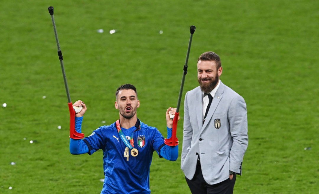 Italy win EURO 2020: Spinazzola's special celebrations - Football Italia