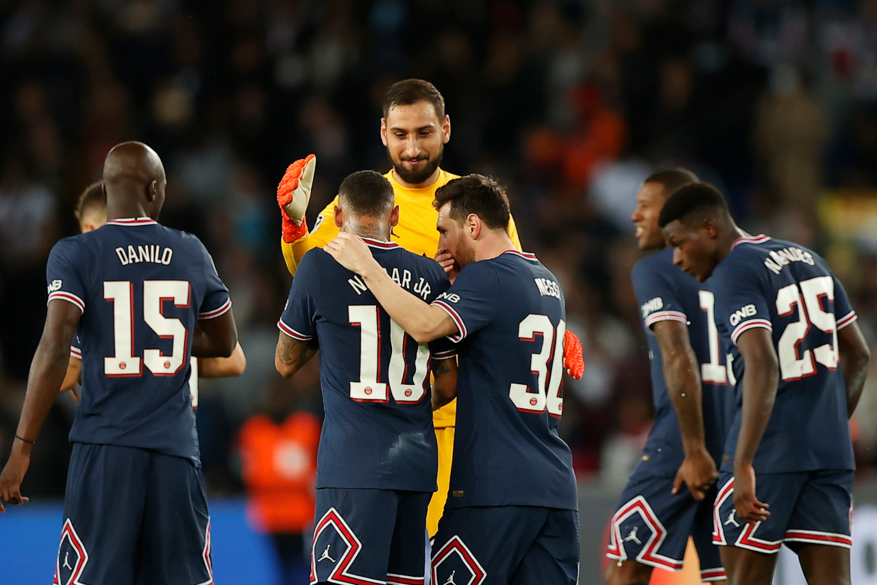 Donnarumma and Neymar clashed after PSG's loss in Madrid - Football Italia