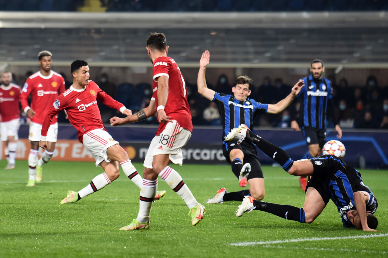 Champions League | Atalanta 2-2 Man Utd: Ronaldo breaks hearts in Bergamo -  Football Italia