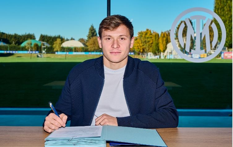 Official: Barella signs contract extension with Inter - Football Italia