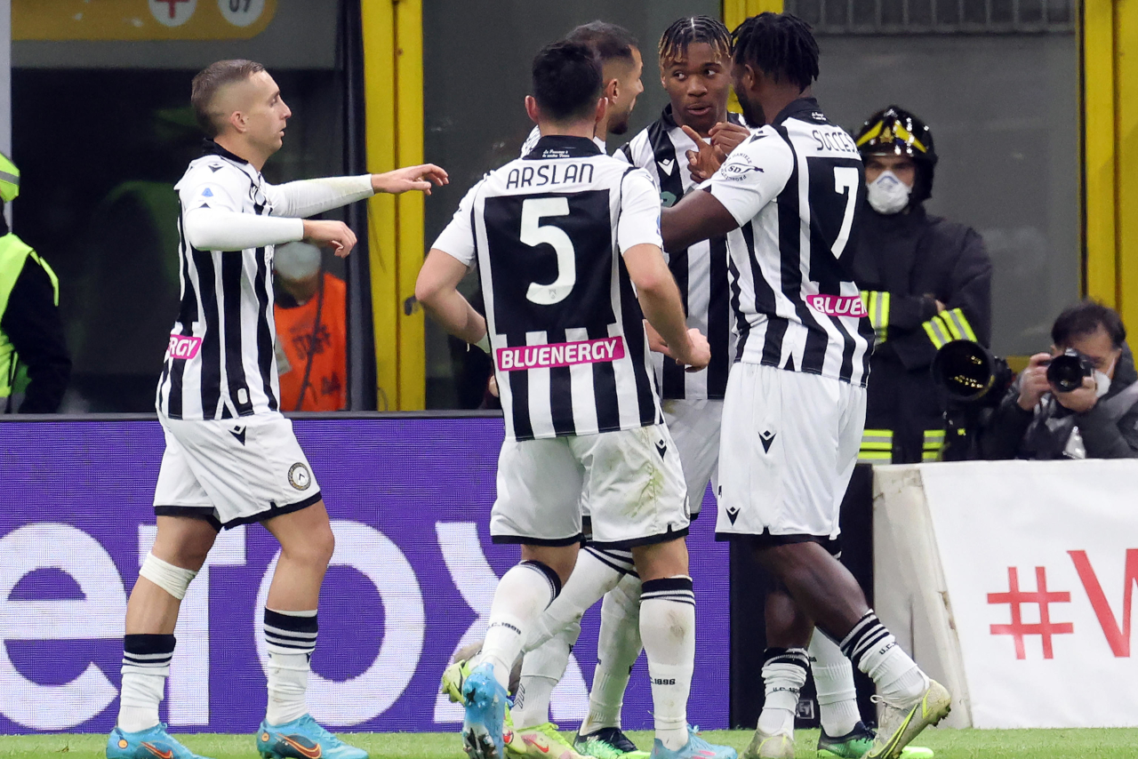 Juventus tiếp tục theo dõi hậu vệ trái trẻ của Udinese