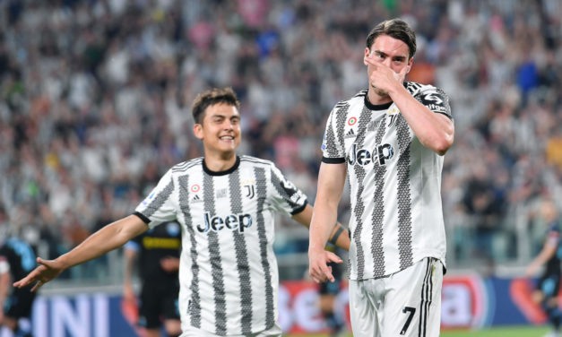 Image: Emotional Juventus team-mates Dybala, Vlahovic alone on pitch