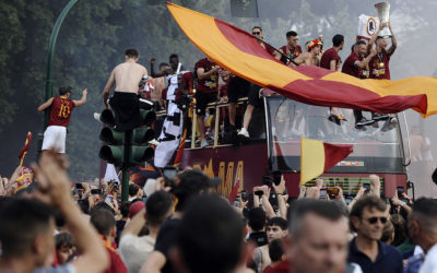 Video: Best clips from Roma’s Conference League celebrations