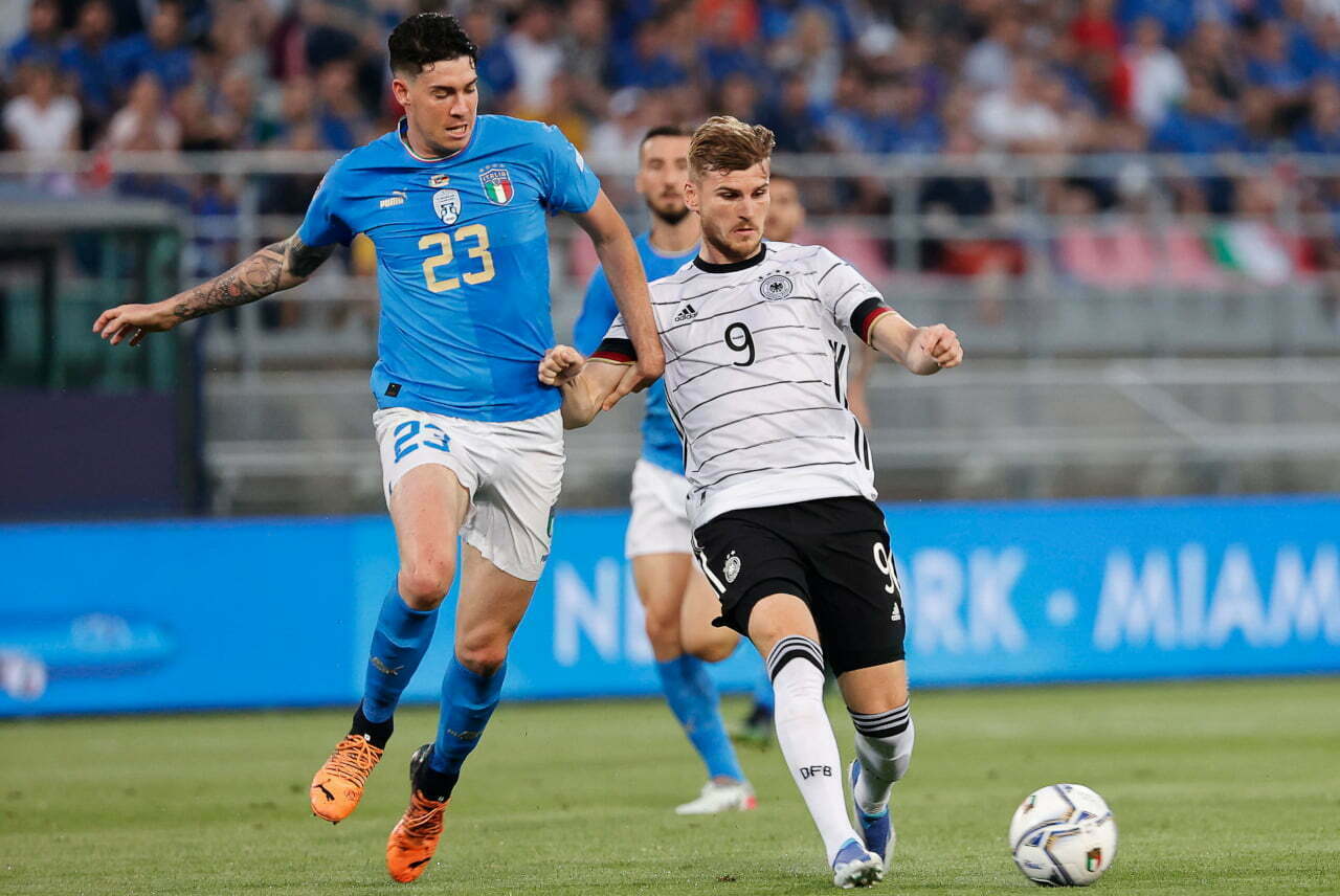 Liveblog Nations League: Ý vs Đức đang thu hút được sự chú ý của hàng triệu người hâm mộ bóng đá trên toàn thế giới. Hai đội bóng này đều có nhiều ngôi sao chất lượng và sự tranh đấu cam go để giành chiến thắng có thể làm nên bất ngờ.