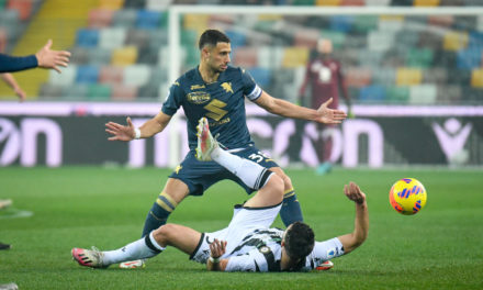 Fiorentina and Torino duel over Juventus man Mandragora