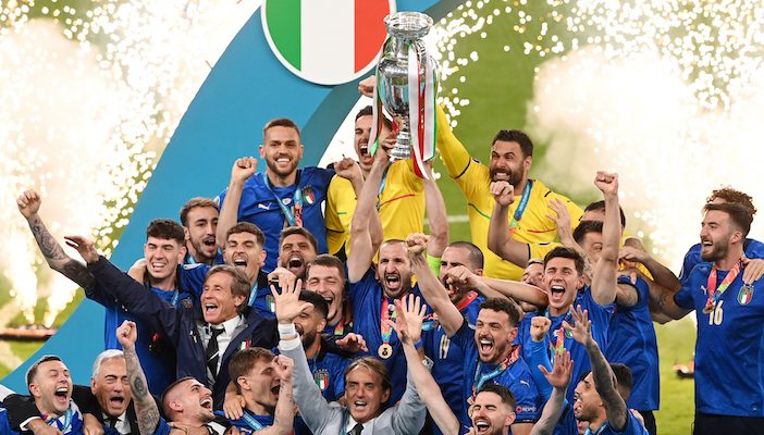 Chiellini in fila Bonuzzi-Juventus e Mancini in uscita dall’Italia