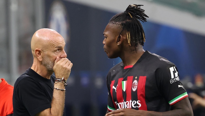 Pioli: 'Leao must stay at Milan, there are three legends in football' -  Football Italia