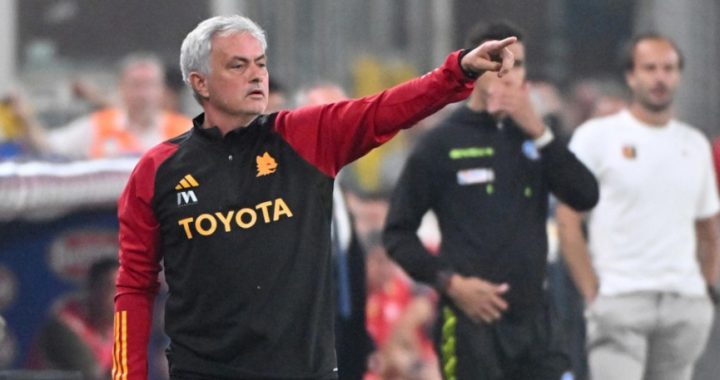 Roma fans worry Mourinho third season syndrome is real